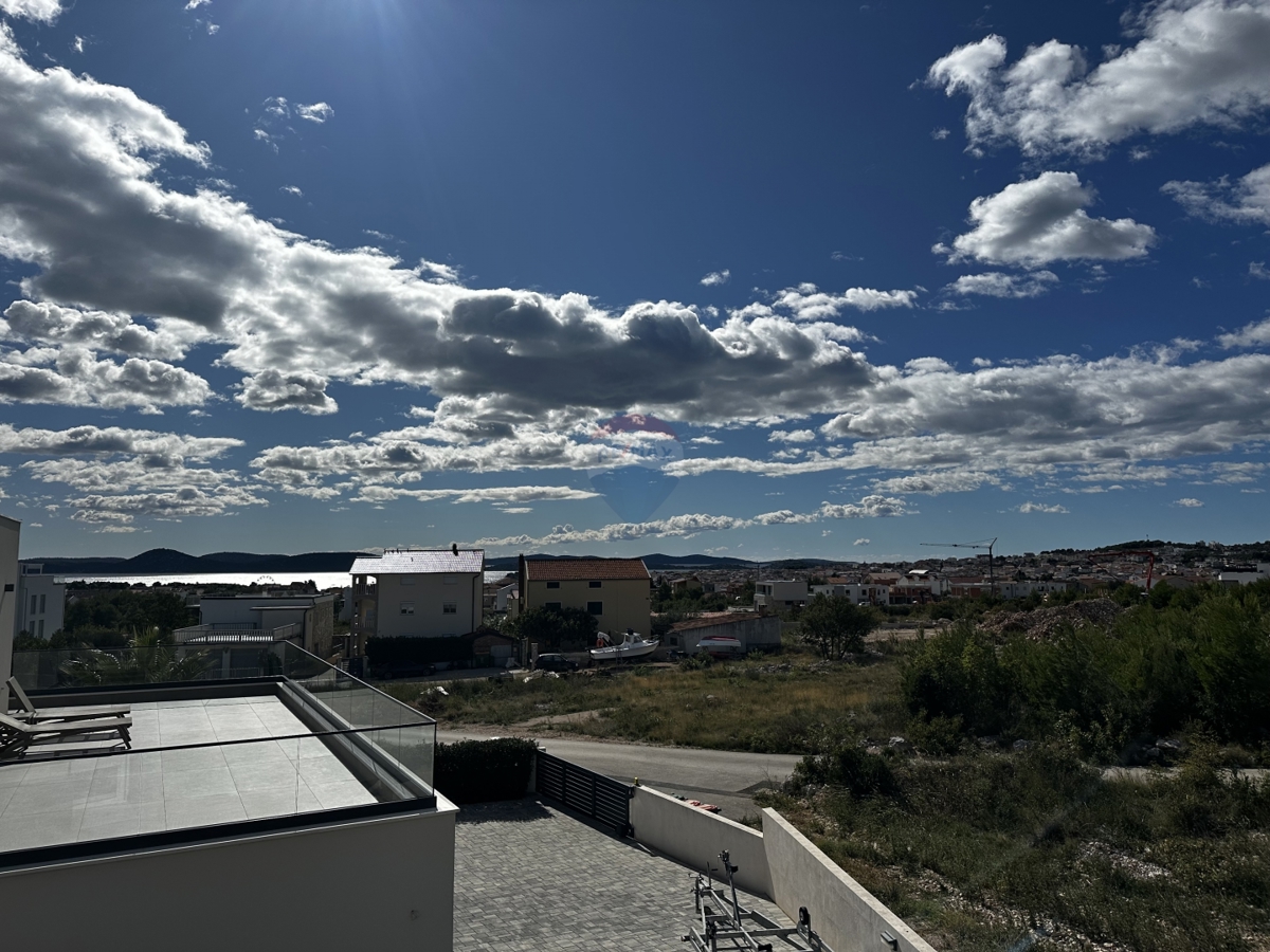 Stanovanje / Apartma Vodice, 72,21m2