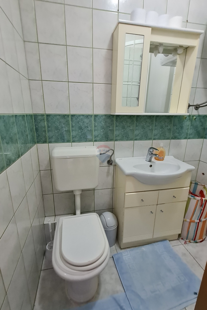 Hiša Bilice, Šibenik - Okolica, 450m2