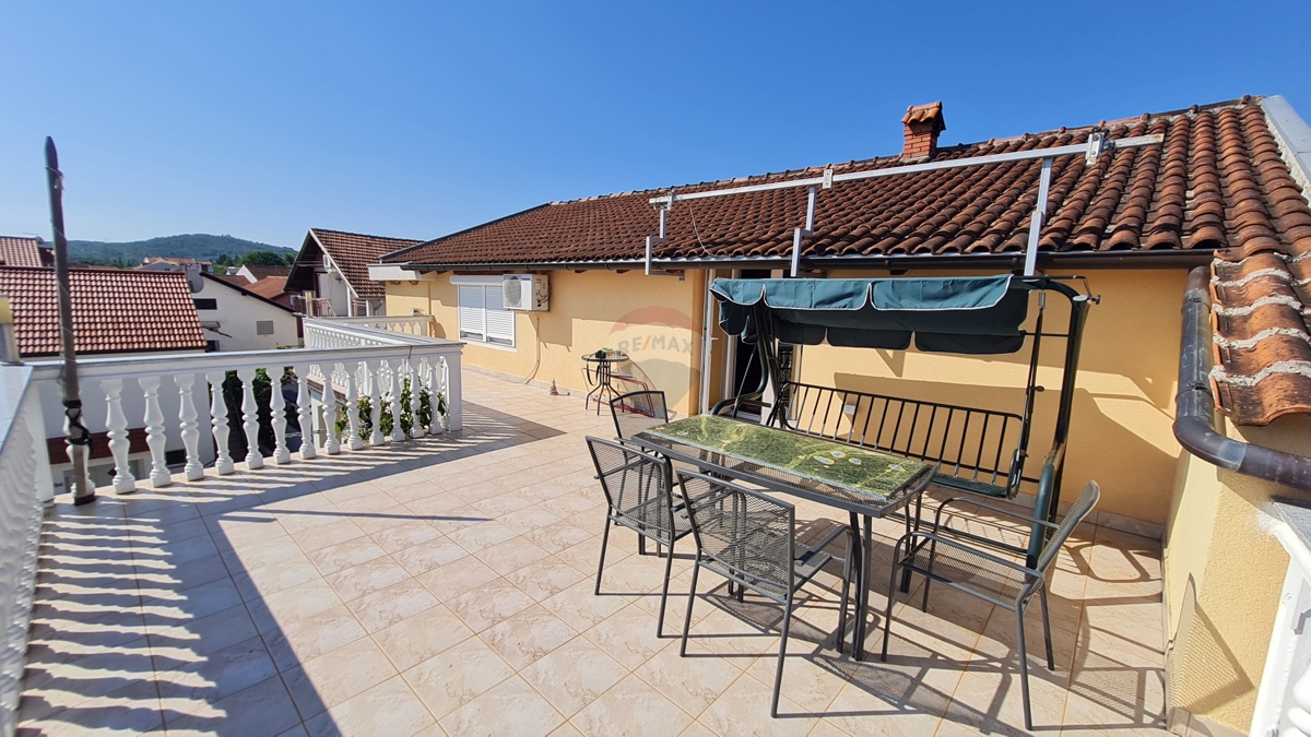 Hiša Bilice, Šibenik - Okolica, 450m2