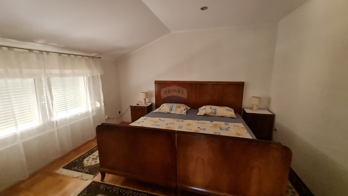 Hiša Bilice, Šibenik - Okolica, 450m2