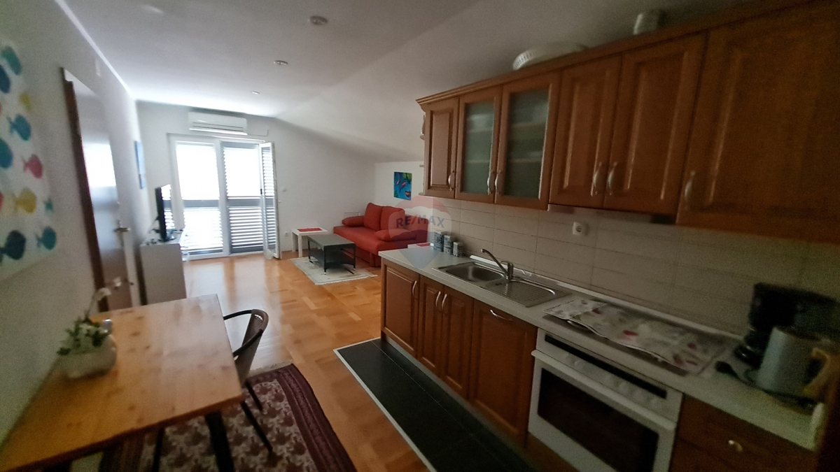 Hiša Bilice, Šibenik - Okolica, 450m2