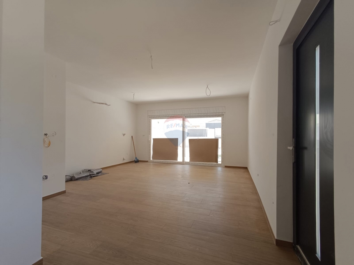 Hiša Pirovac, 201,62m2