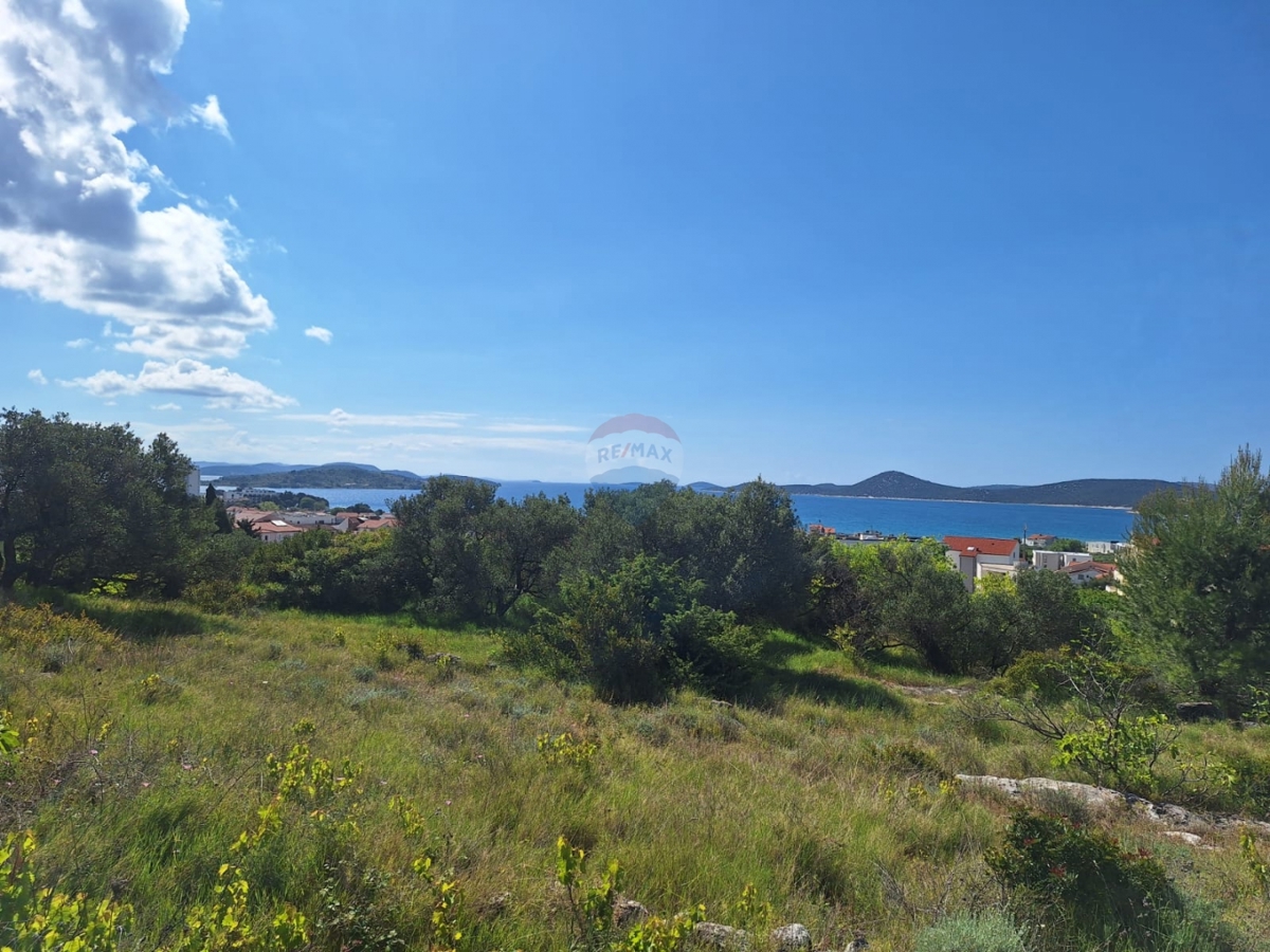 Zemljišče Vodice, 3.054m2