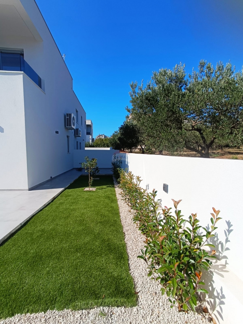 Hiša Vodice, 166m2
