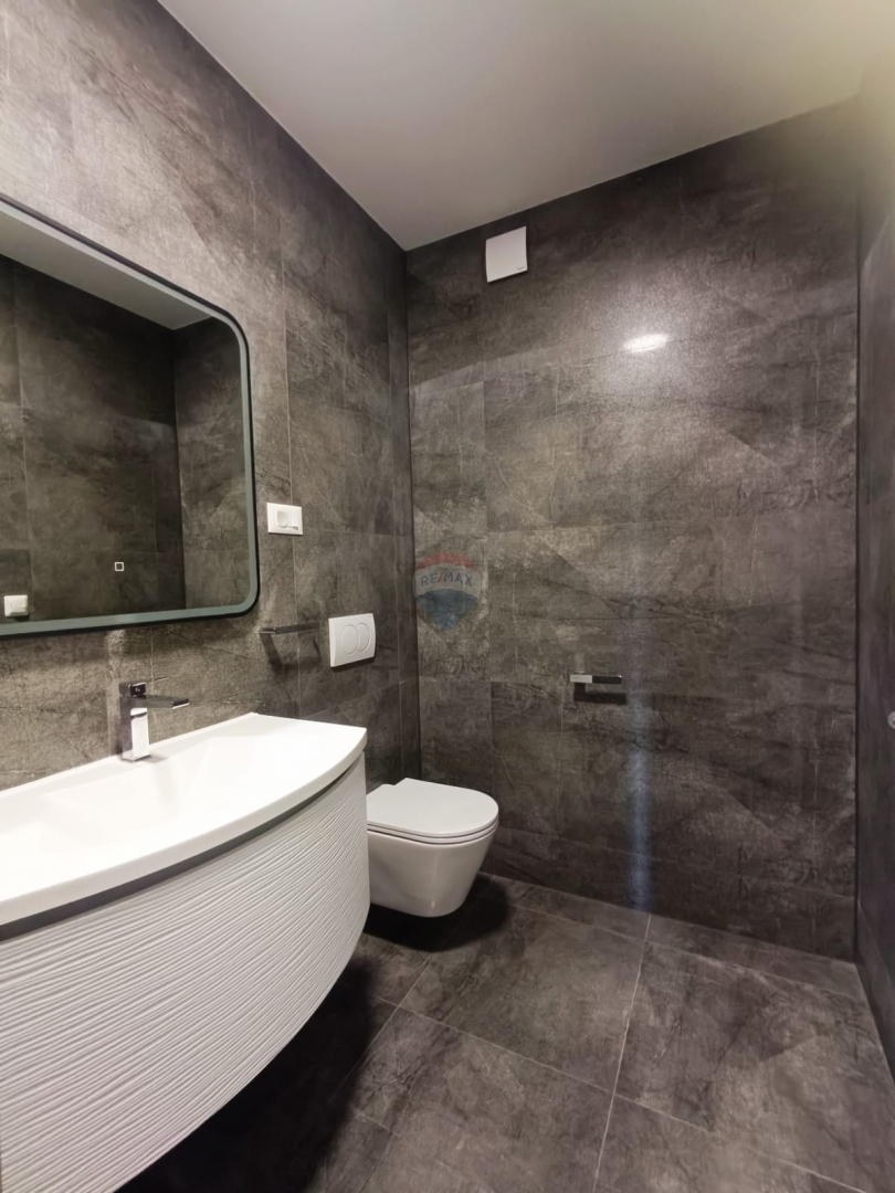 Hiša Vodice, 166m2