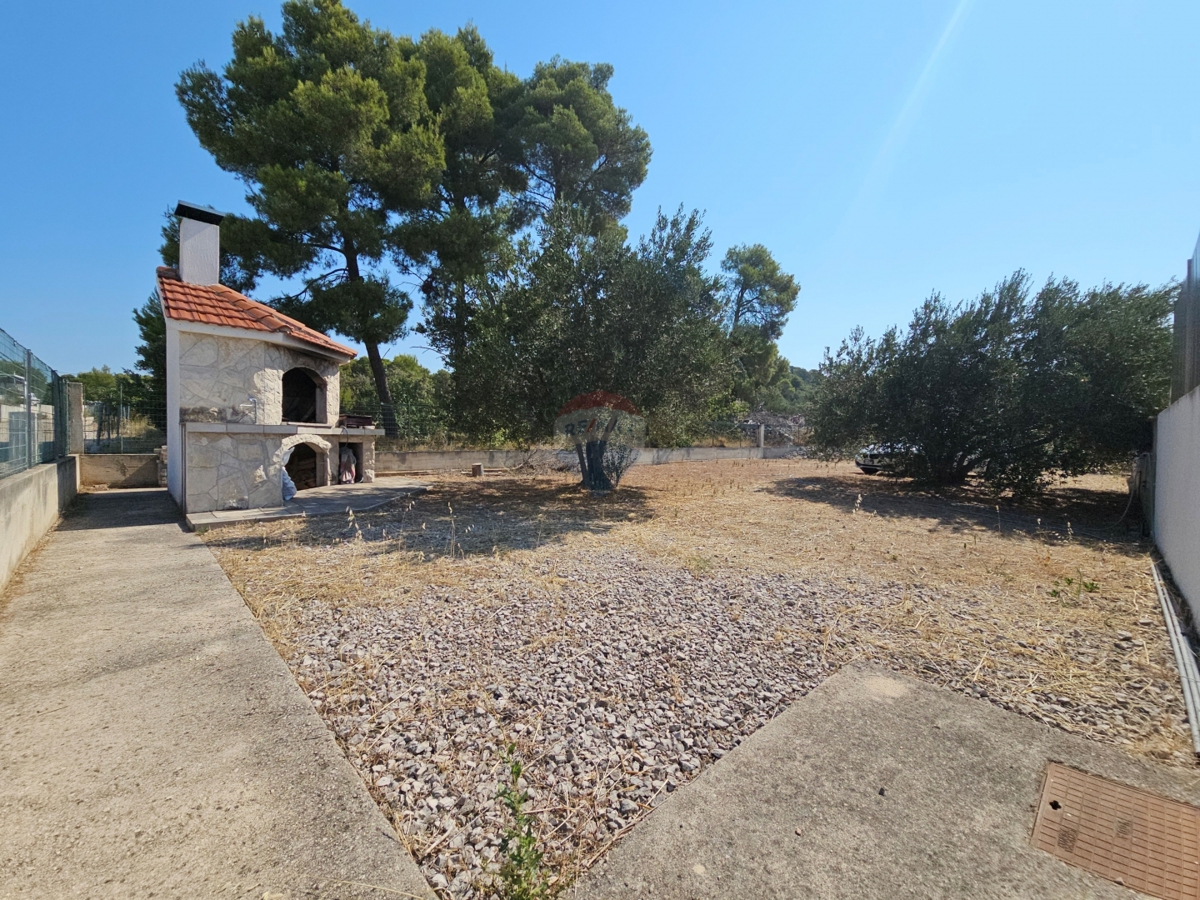 Stanovanje / Apartma Brodarica, Šibenik - Okolica, 176,92m2
