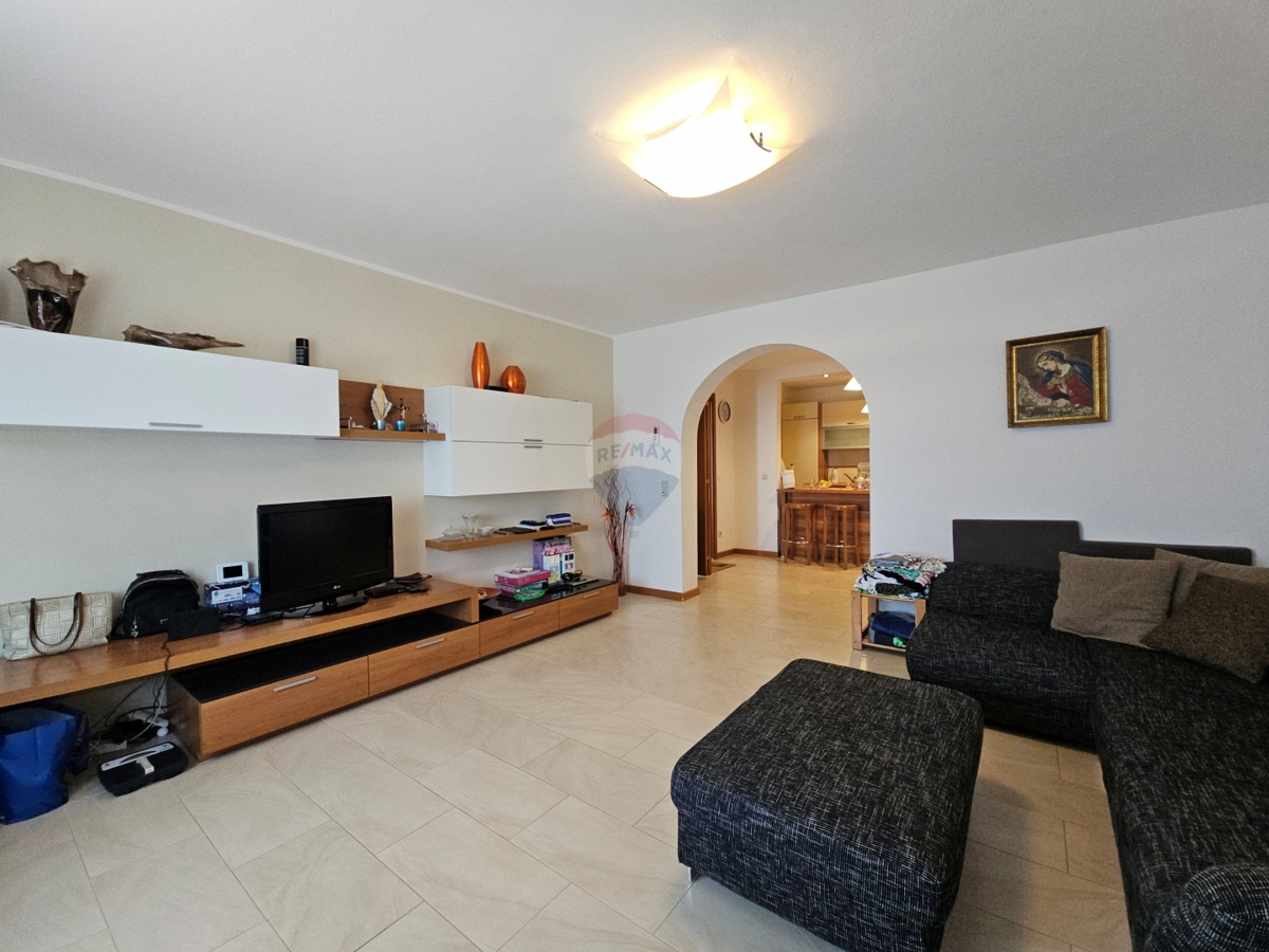 Stanovanje / Apartma Brodarica, Šibenik - Okolica, 176,92m2