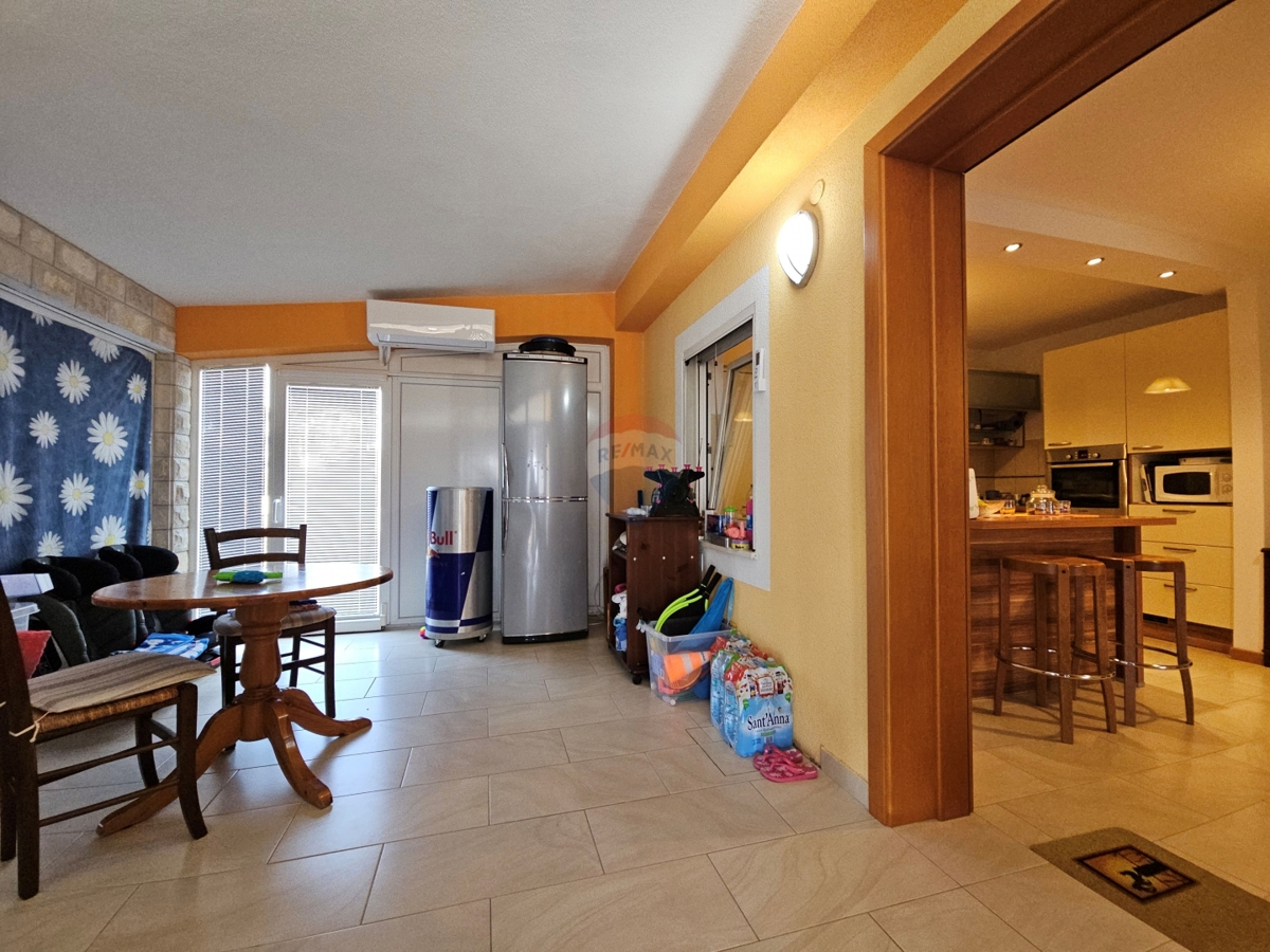 Stanovanje / Apartma Brodarica, Šibenik - Okolica, 176,92m2