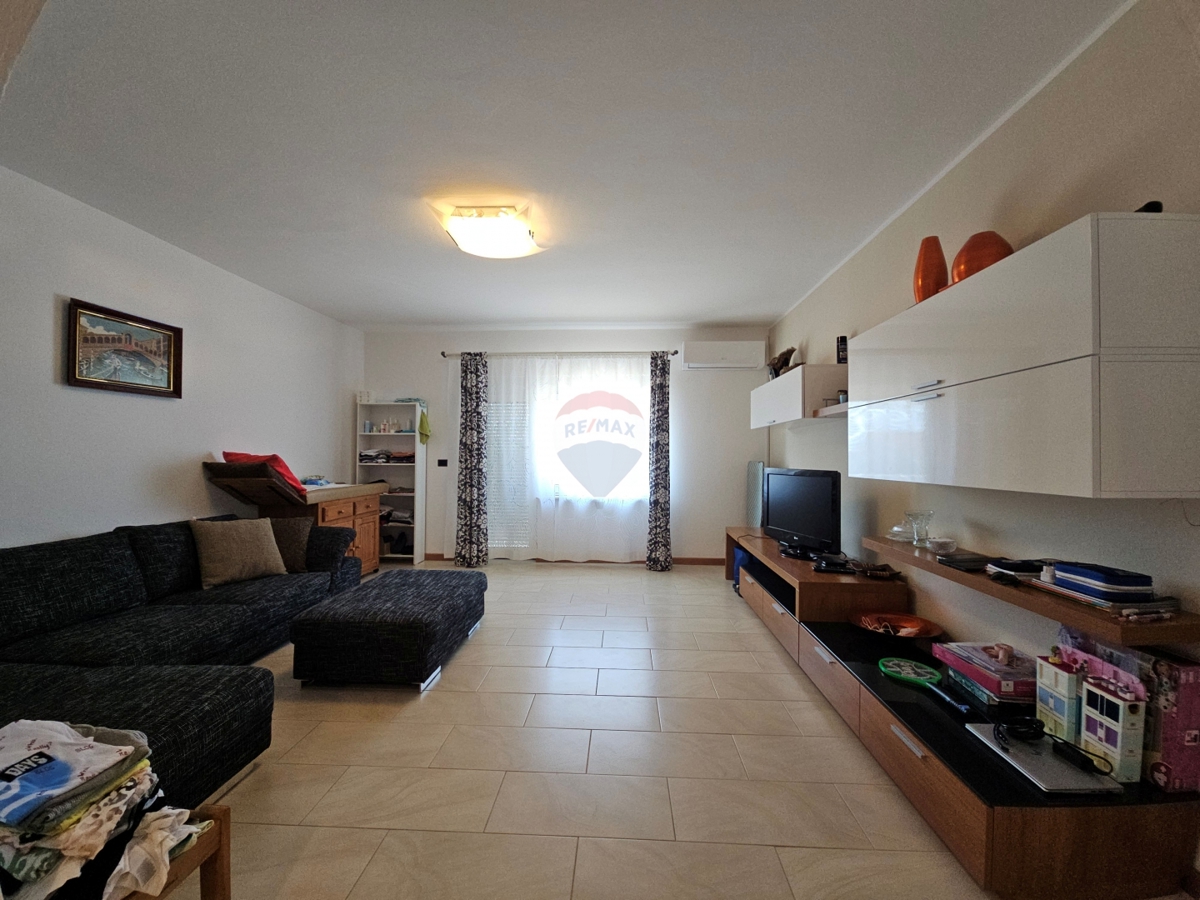Stanovanje / Apartma Brodarica, Šibenik - Okolica, 176,92m2