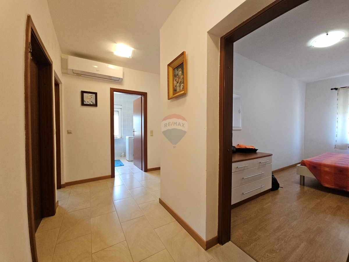 Stanovanje / Apartma Brodarica, Šibenik - Okolica, 176,92m2