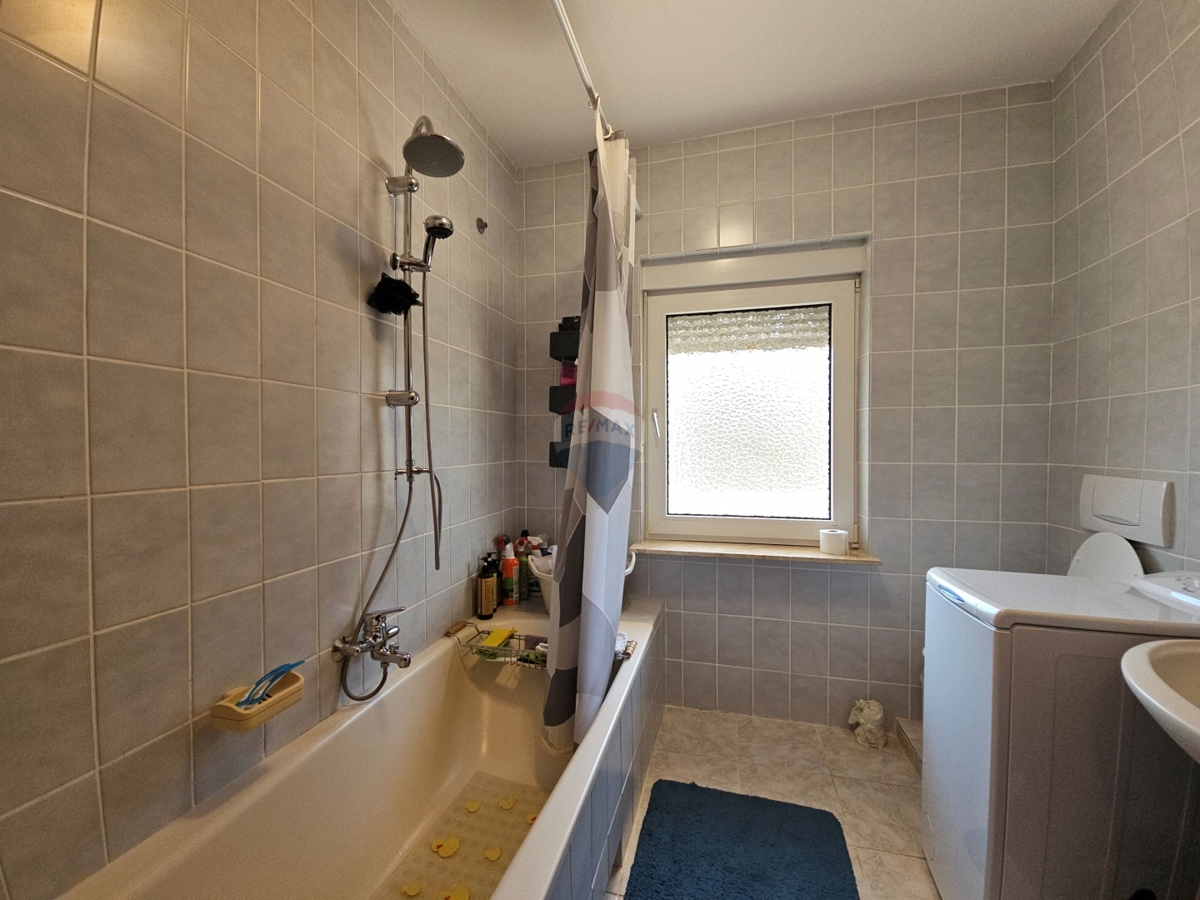 Stanovanje / Apartma Brodarica, Šibenik - Okolica, 176,92m2