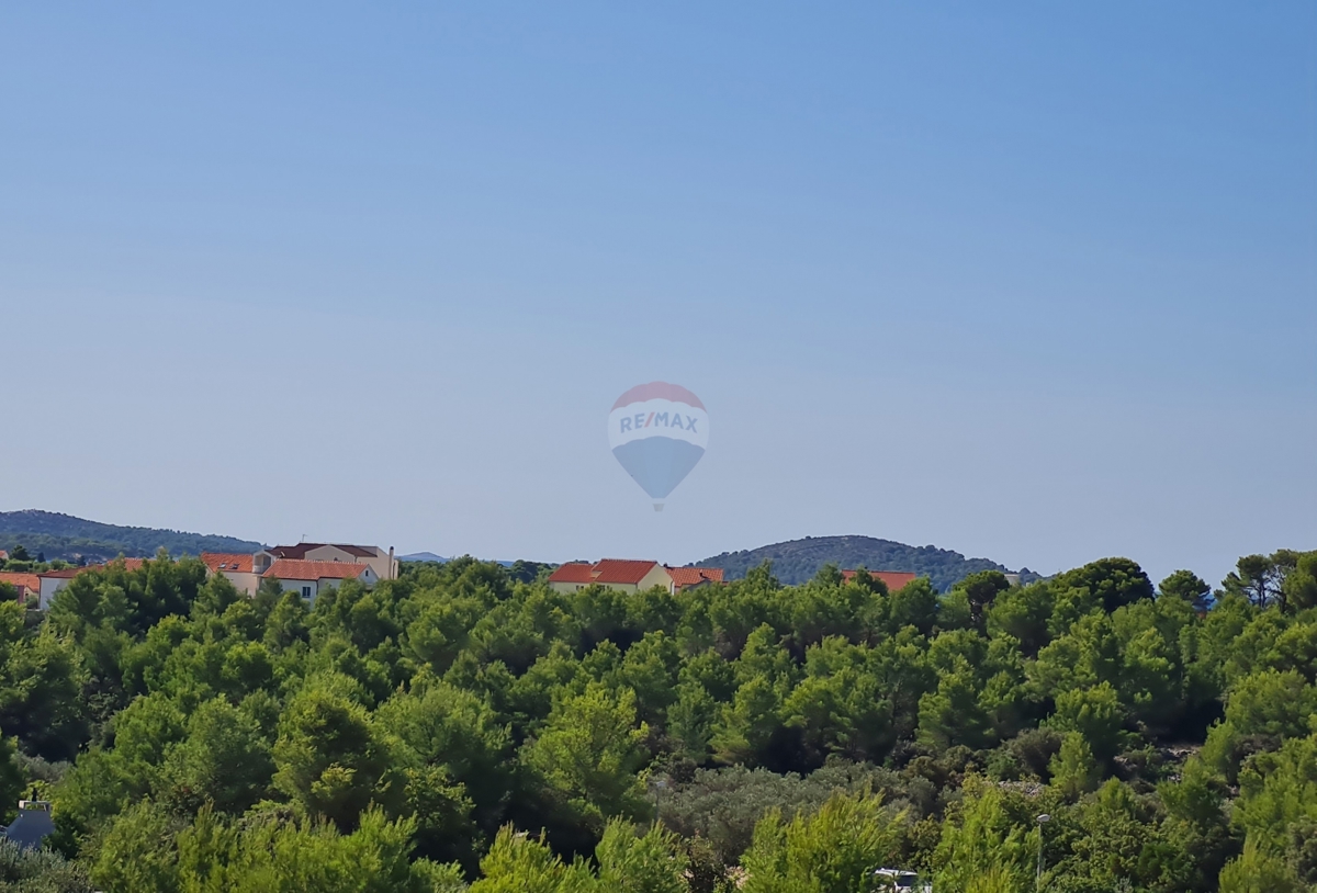 Zemljišče Brodarica, Šibenik - Okolica, 866m2