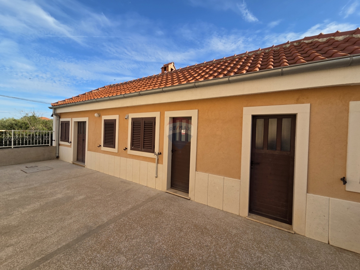 Hiša Zablaće, Šibenik - Okolica, 290m2