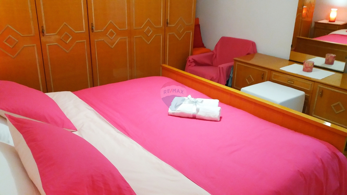 Hiša Bilice, Šibenik - Okolica, 140m2