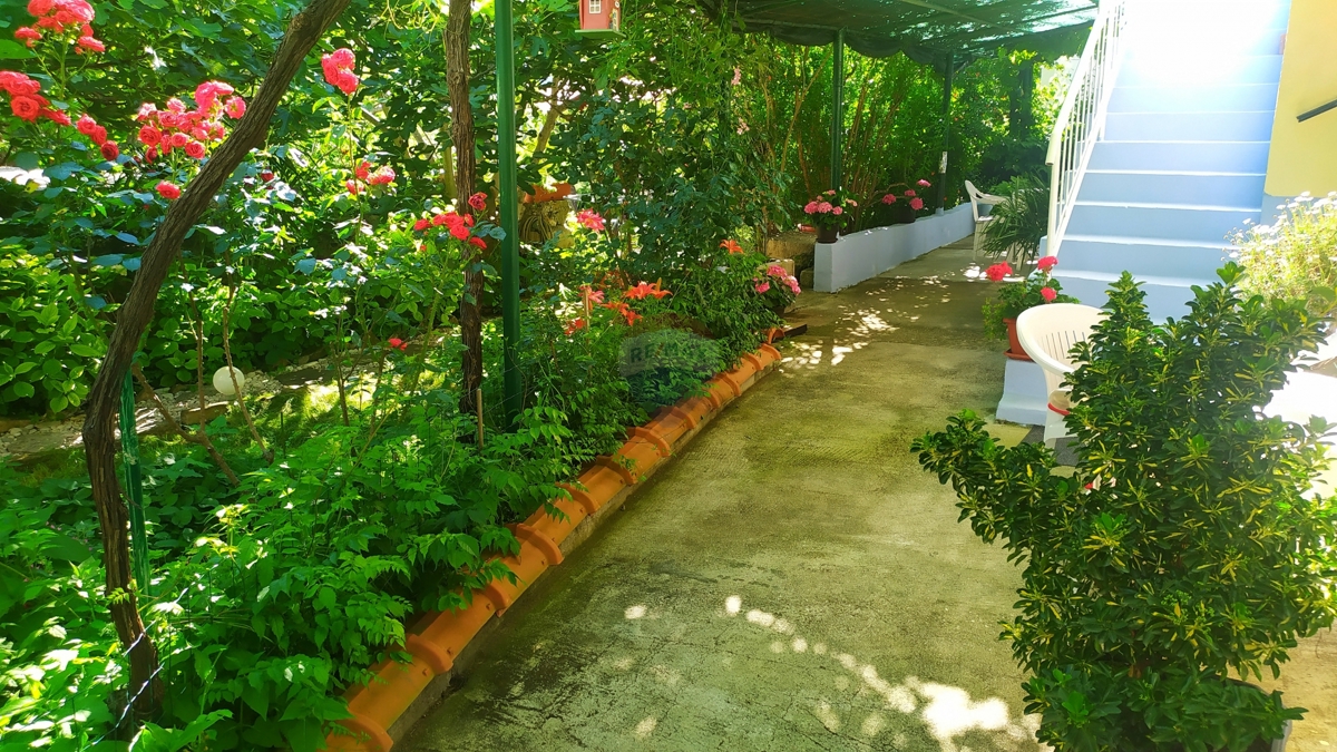 Hiša Bilice, Šibenik - Okolica, 140m2