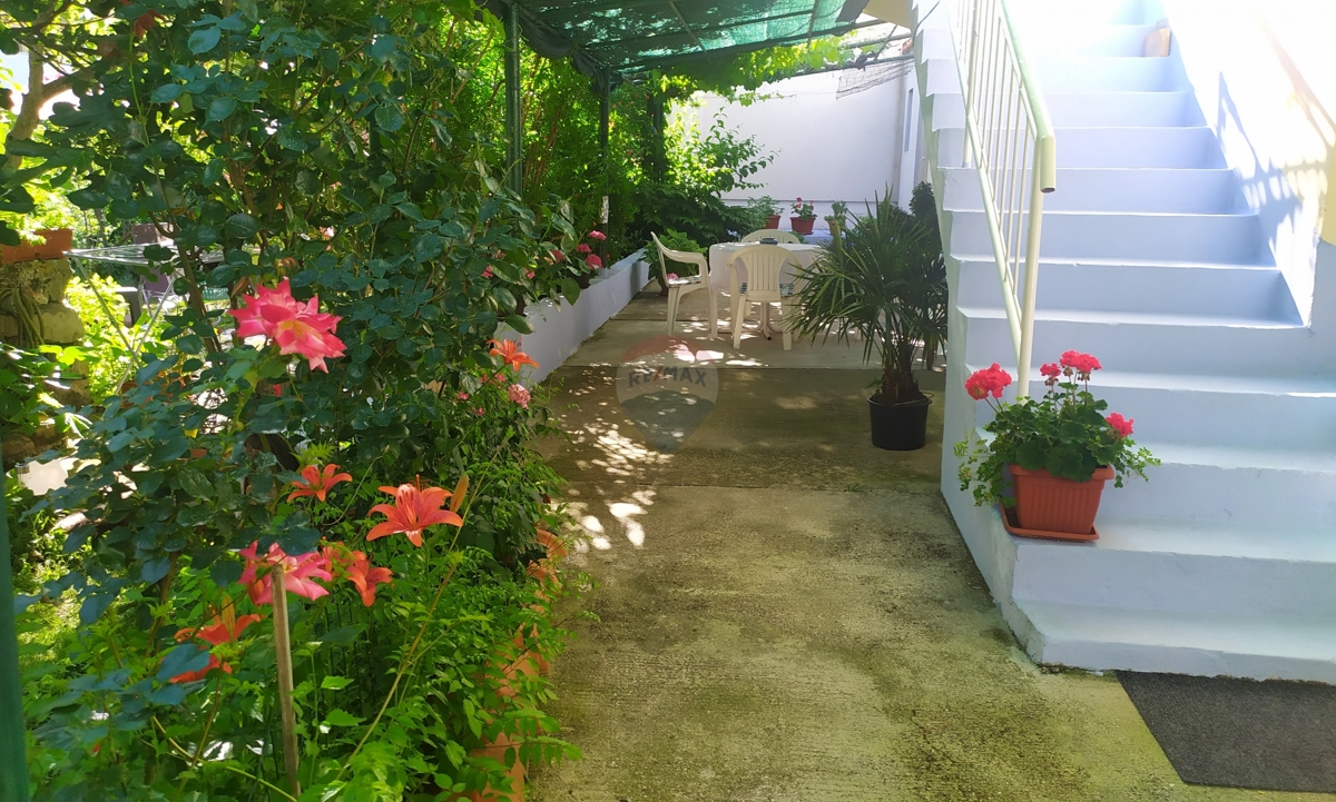 Hiša Bilice, Šibenik - Okolica, 140m2