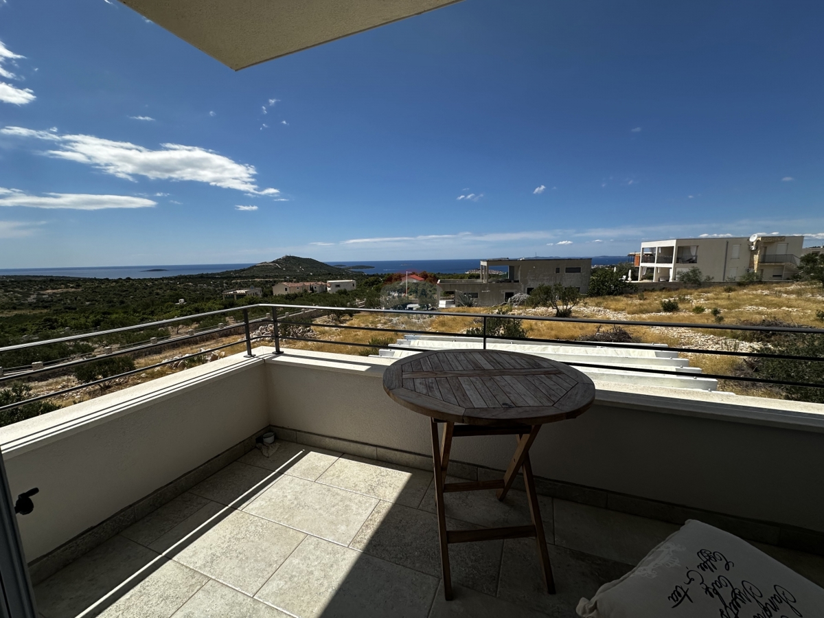 Stanovanje / Apartma Primošten, 106,90m2