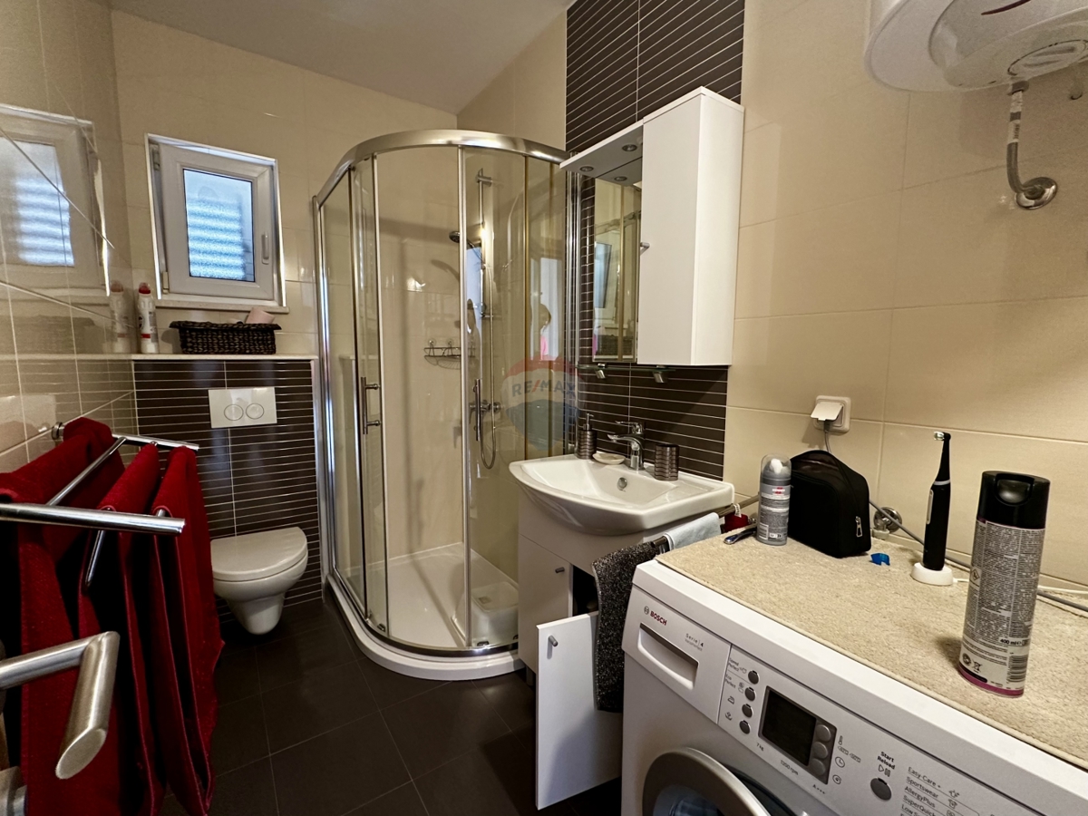 Stanovanje / Apartma Primošten, 106,90m2