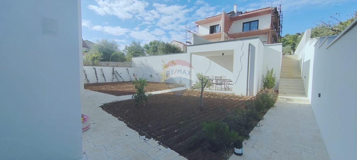 Stanovanje / Apartma Betina, Tisno, 88,23m2