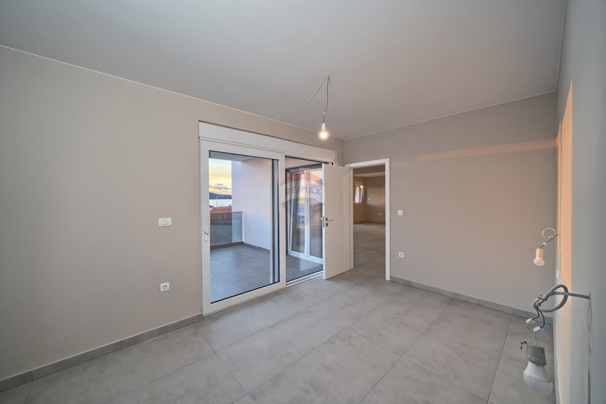 Stanovanje / Apartma Brodarica, Šibenik - Okolica, 132,59m2