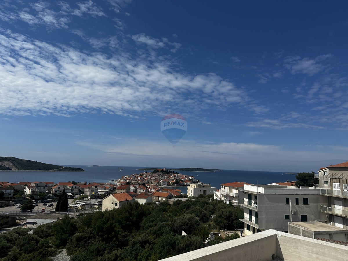 Stanovanje / Apartma Primošten, 255,85m2