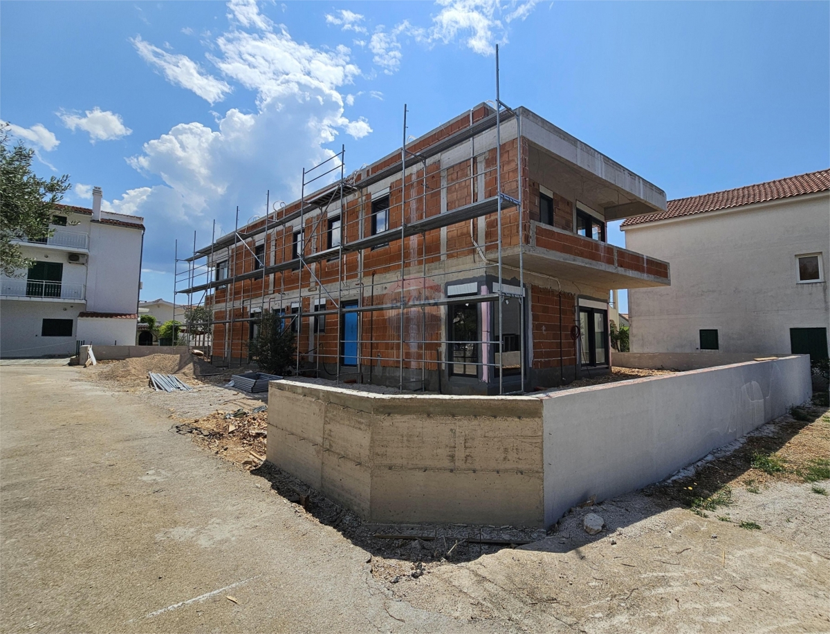 Hiša Žaborić, Šibenik - Okolica, 120m2