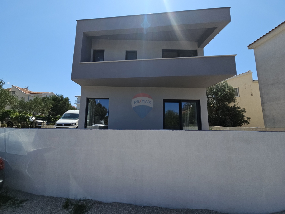 Hiša Žaborić, Šibenik - Okolica, 120m2