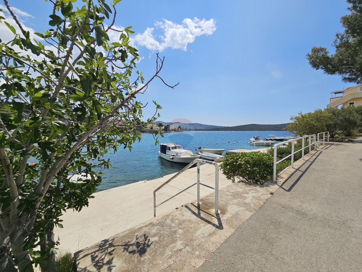 Hiša Žaborić, Šibenik - Okolica, 120m2