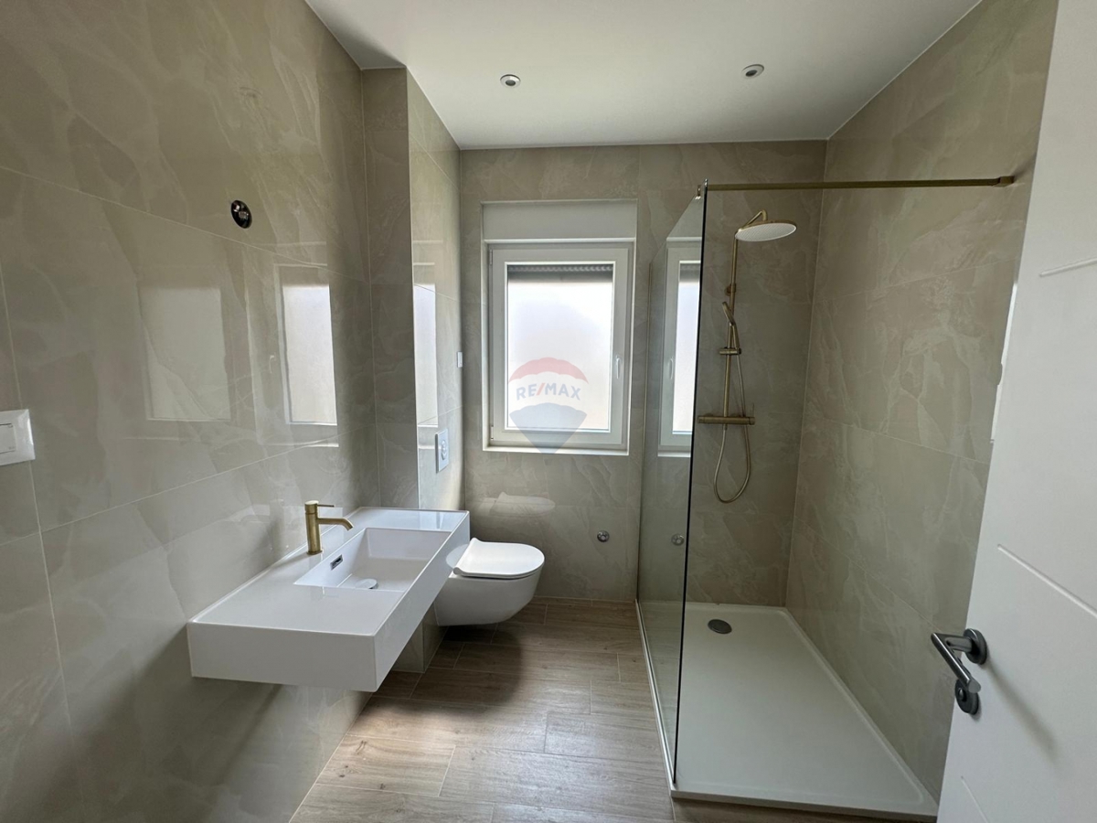 Stanovanje / Apartma Vodice, 82,55m2