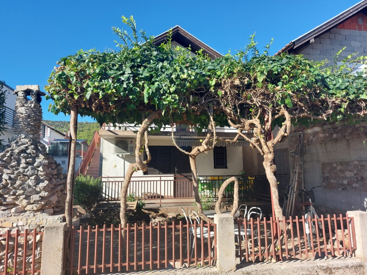 Hiša Bilice, Šibenik - Okolica, 90m2