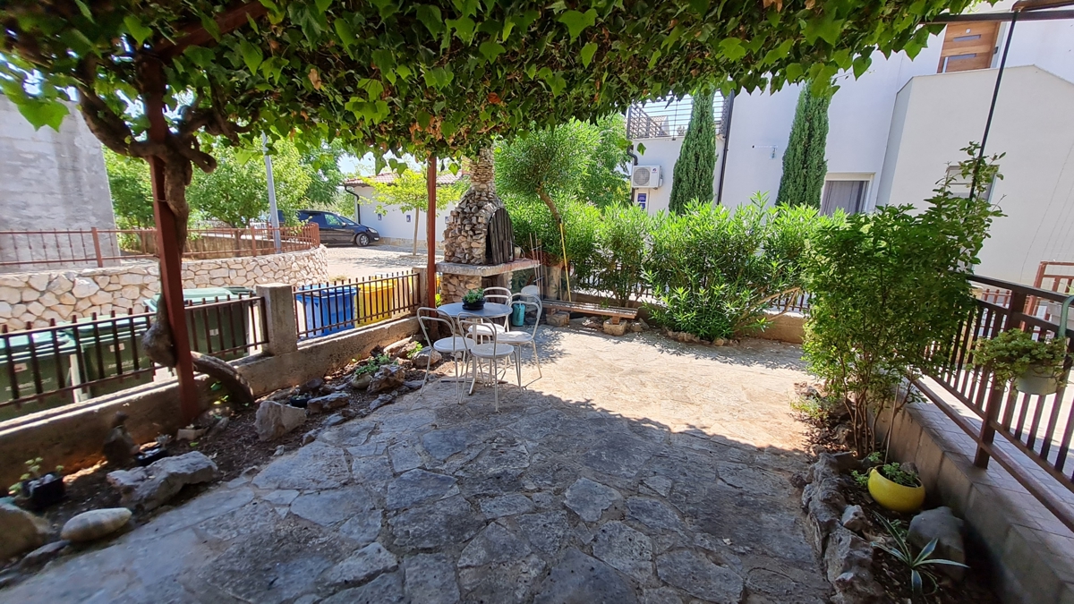 Hiša Bilice, Šibenik - Okolica, 90m2