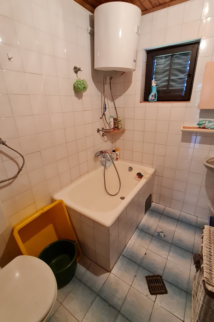 Hiša Bilice, Šibenik - Okolica, 90m2