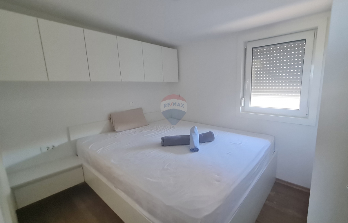 Zemljišče Vodice, 606m2