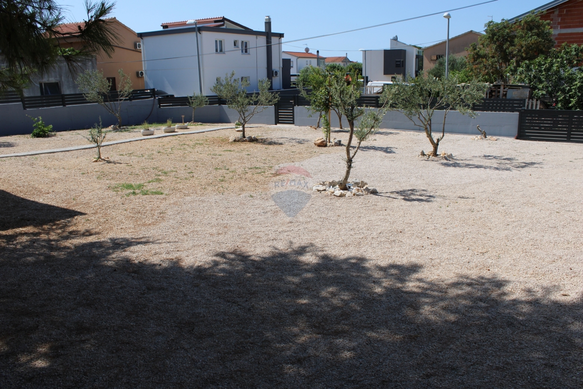Zemljišče Vodice, 606m2