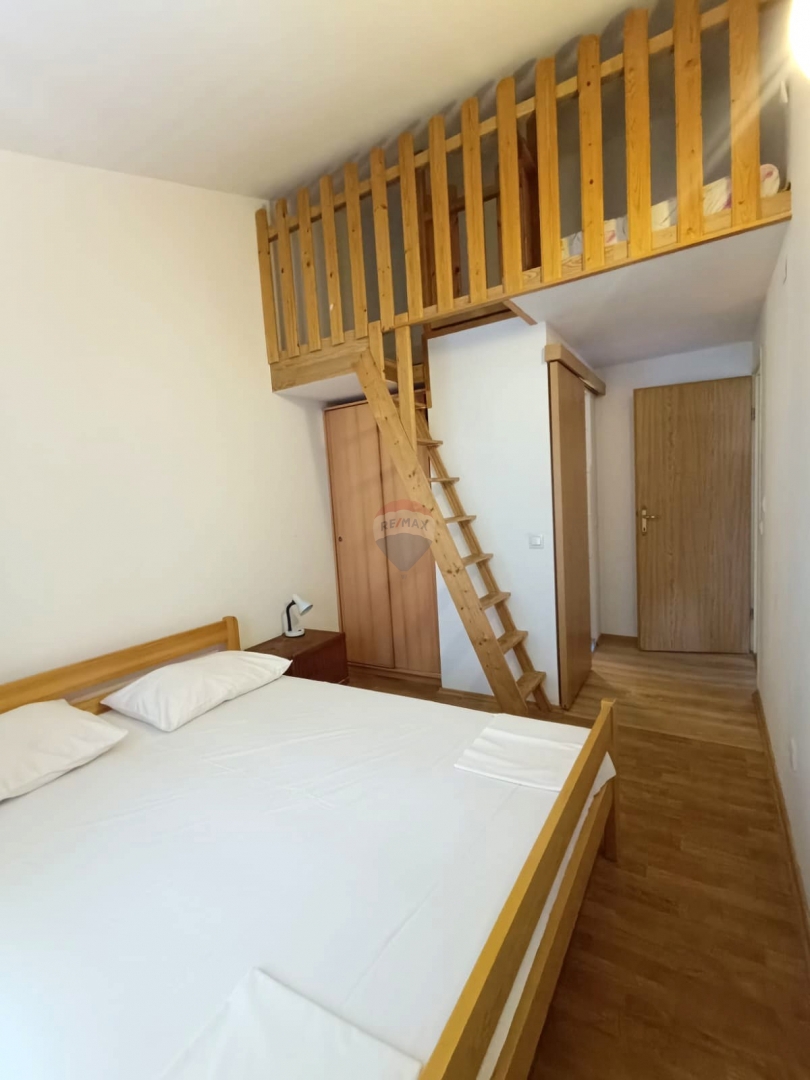 Stanovanje / Apartma Vodice, 105m2