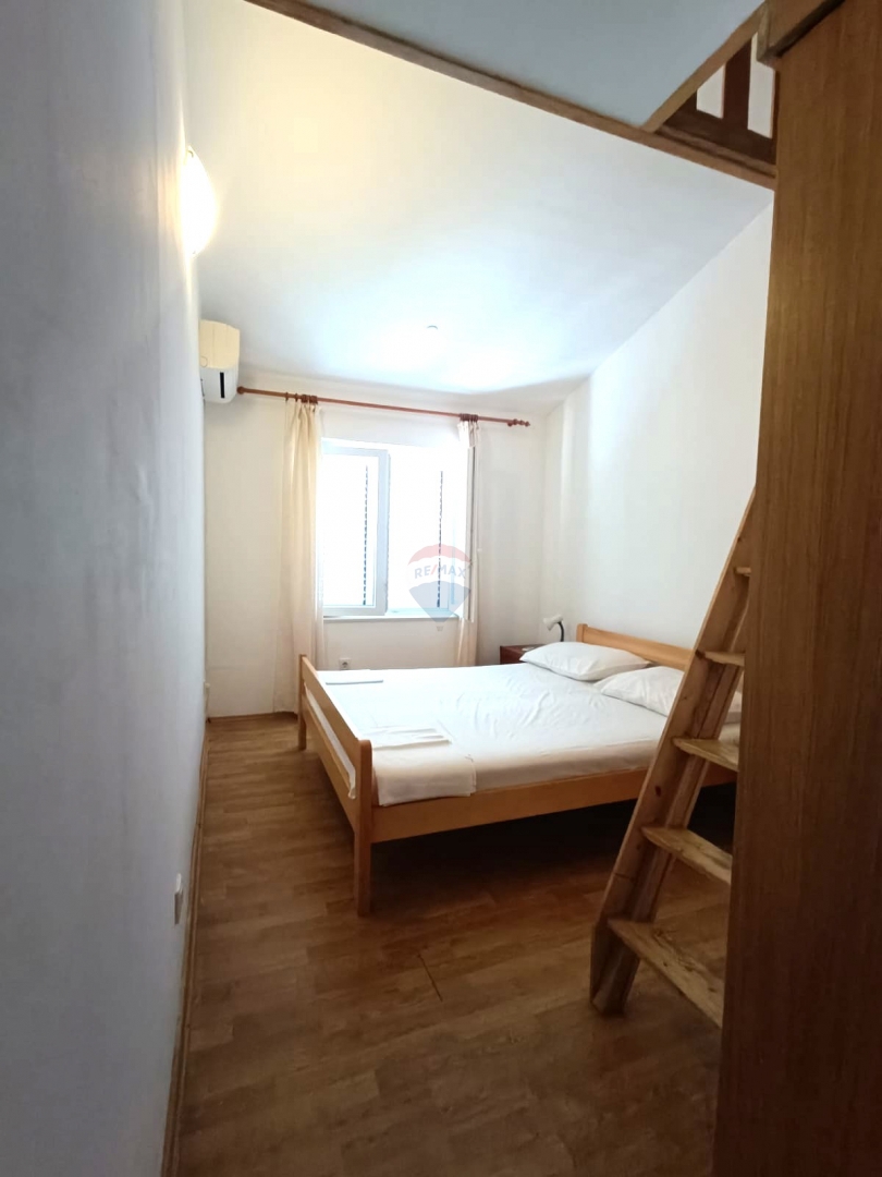 Stanovanje / Apartma Vodice, 105m2