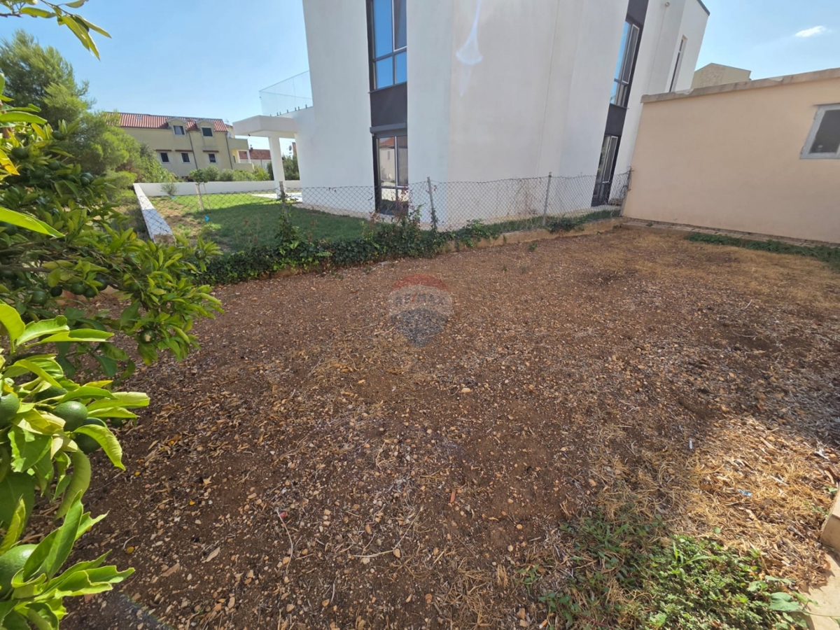 Stanovanje / Apartma Tribunj, 139m2