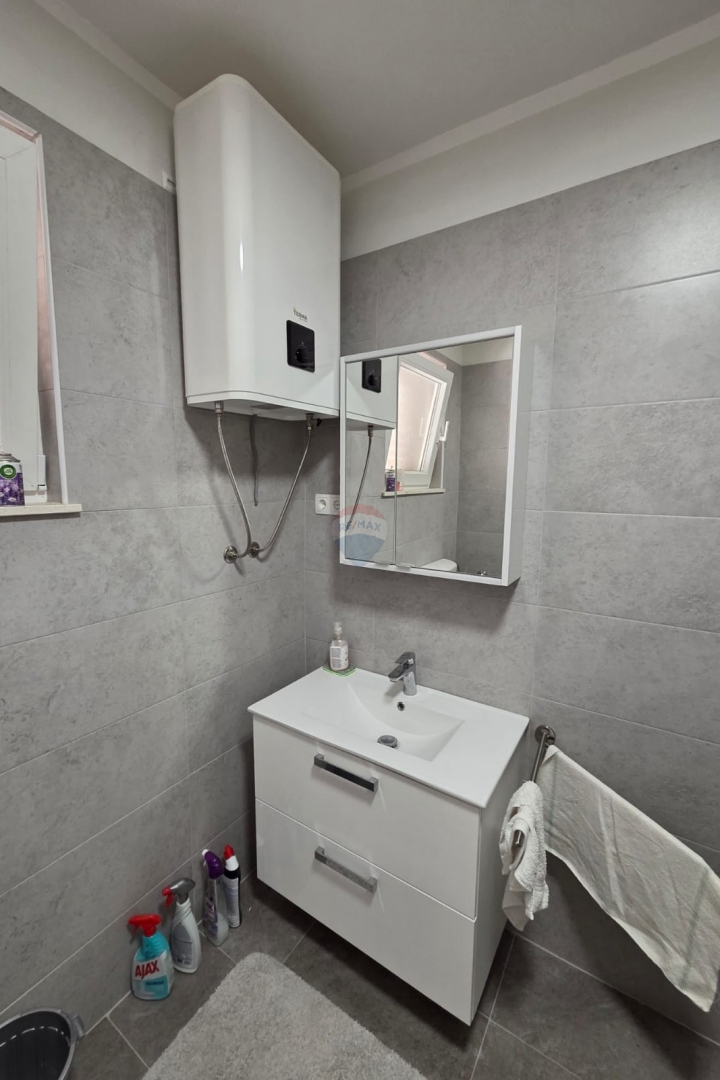 Stanovanje / Apartma Tribunj, 139m2