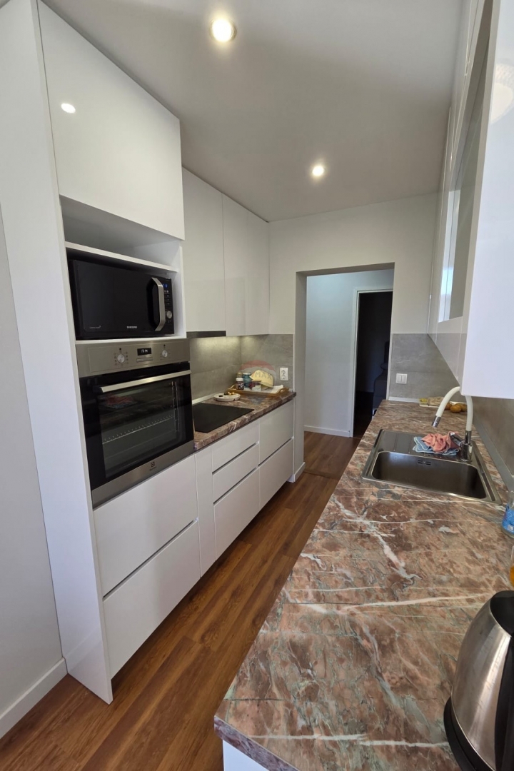 Stanovanje / Apartma Tribunj, 139m2