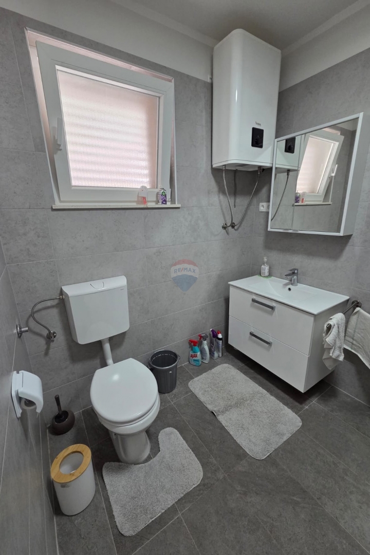 Stanovanje / Apartma Tribunj, 139m2