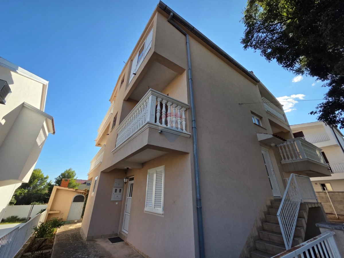 Stanovanje / Apartma Tribunj, 139m2