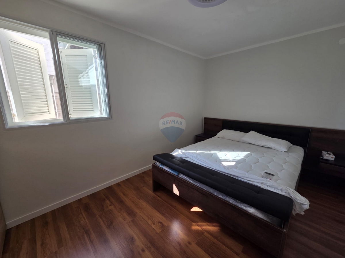 Stanovanje / Apartma Tribunj, 139m2