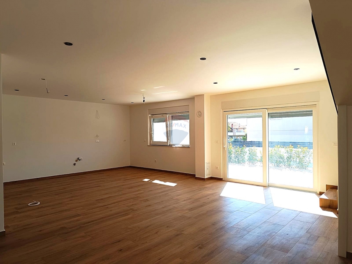 Hiša Vodice, 166m2