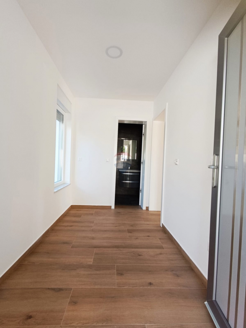 Hiša Vodice, 166m2