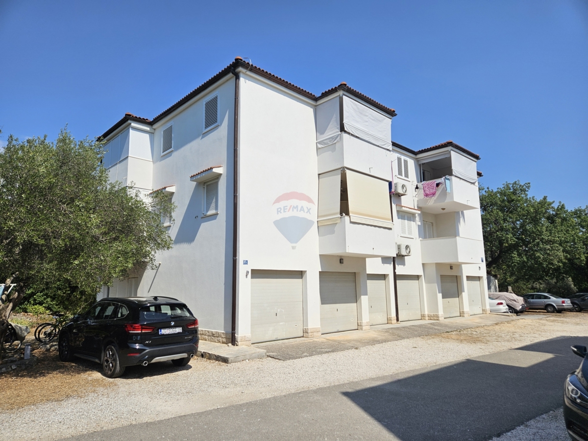 Dvosobno stanovanje 50,32 m2 pritličje, Rogoznica