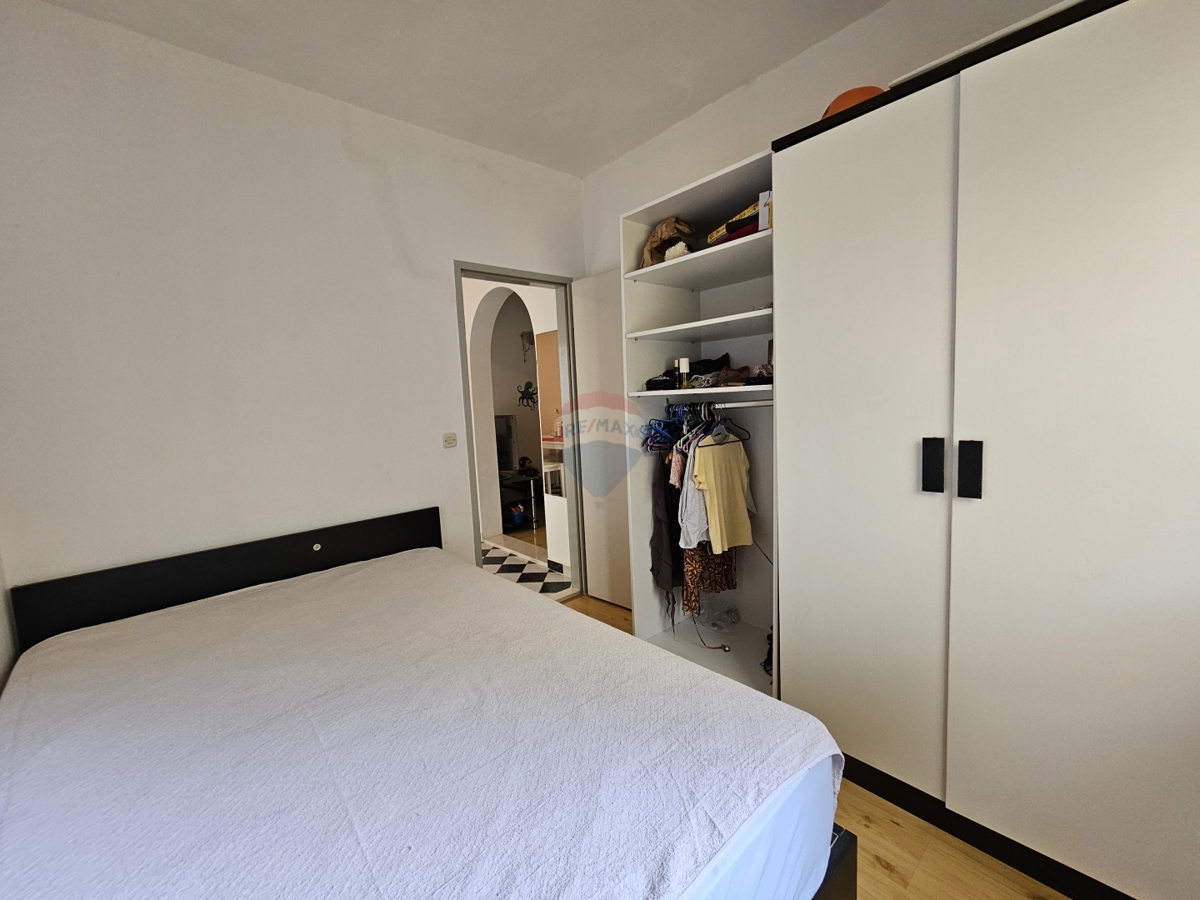 Dvosobno stanovanje 50,32 m2 pritličje, Rogoznica