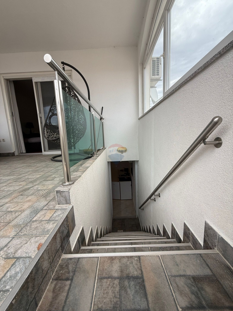 Stanovanje / Apartma Vodice, 93,42m2