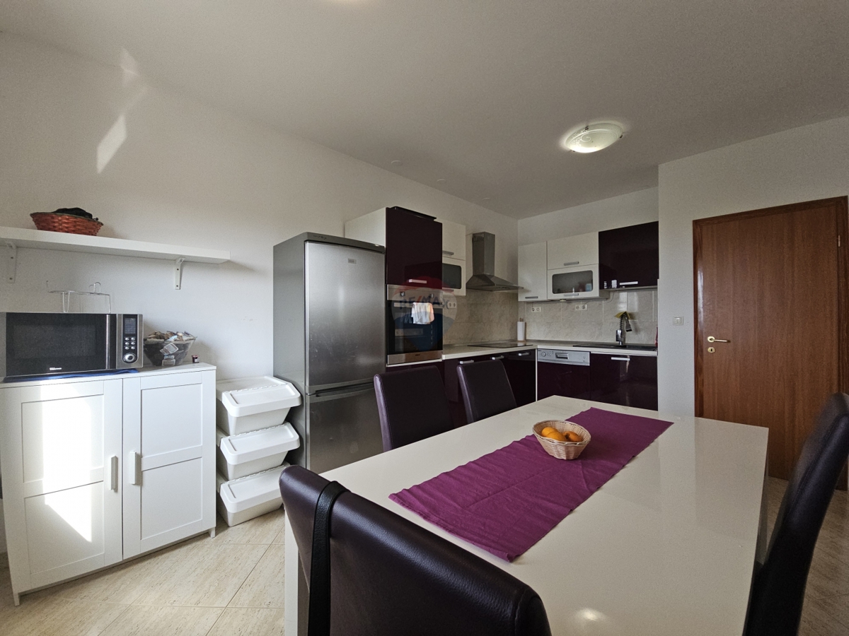 Stanovanje / Apartma Podsolarsko, Šibenik - Okolica, 83,86m2