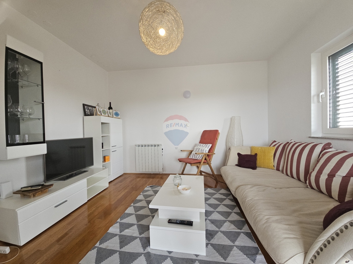 Stanovanje / Apartma Podsolarsko, Šibenik - Okolica, 83,86m2
