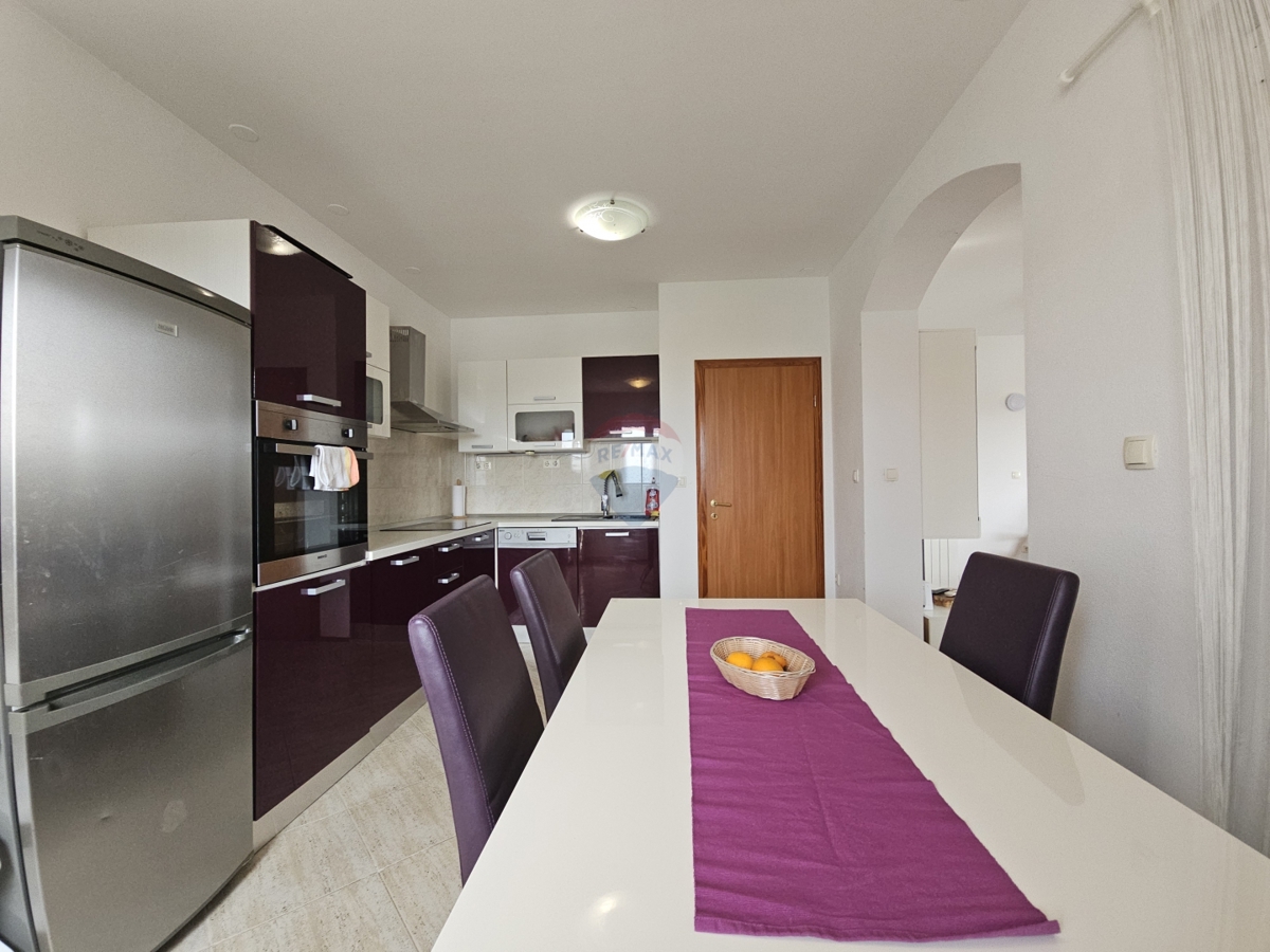 Stanovanje / Apartma Podsolarsko, Šibenik - Okolica, 83,86m2